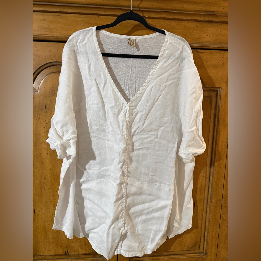XCVI White Oversized  Women's Blouse